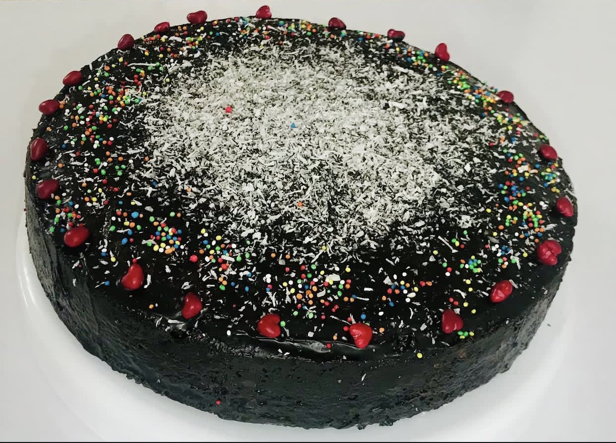 کیک و شیرینی خونگی